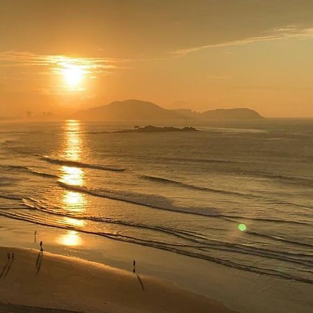 Apto Guaruja De Frente Para O Mar - Praia Asturias Luaran gambar